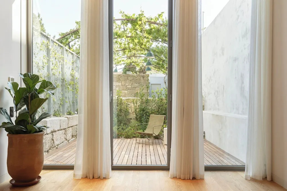 Vandoma Serviced Apartments