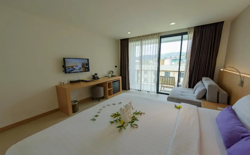 The Lunar Patong