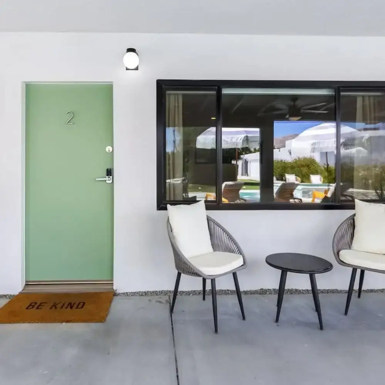 The Yucca Hotel Villa - Entire Buyout