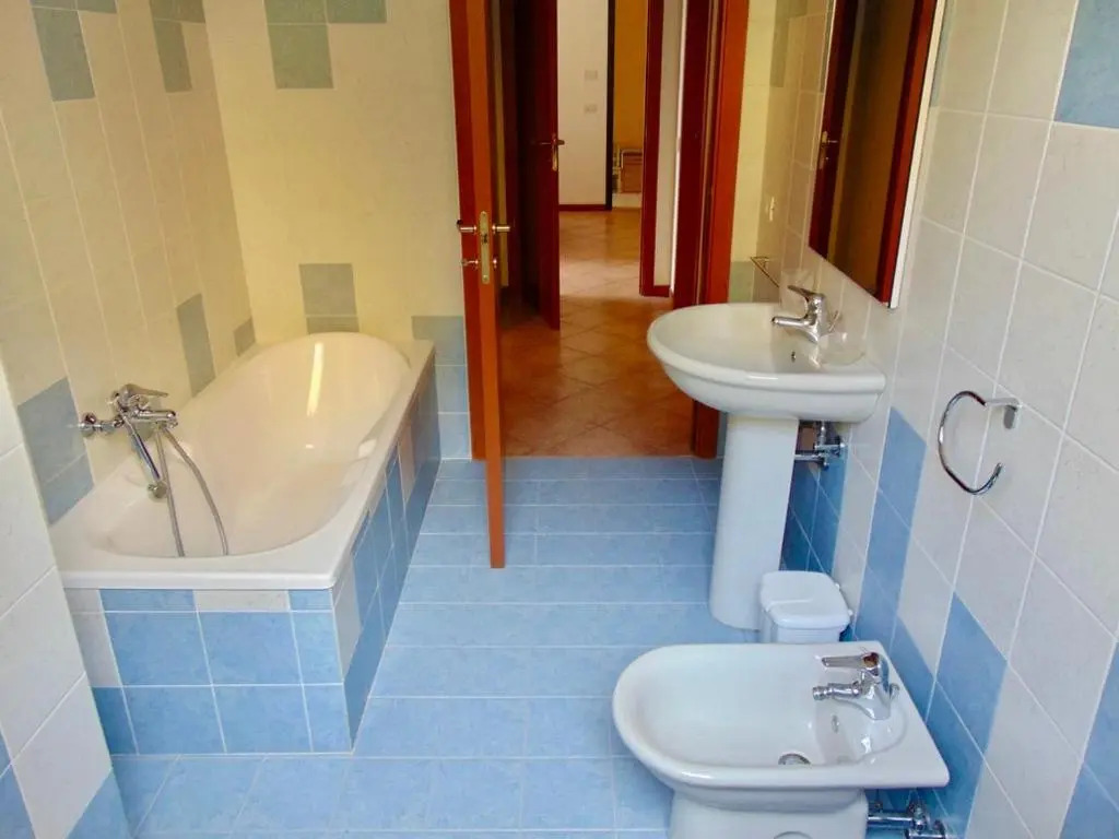 N243 - Numana, trilocale in residence con piscina