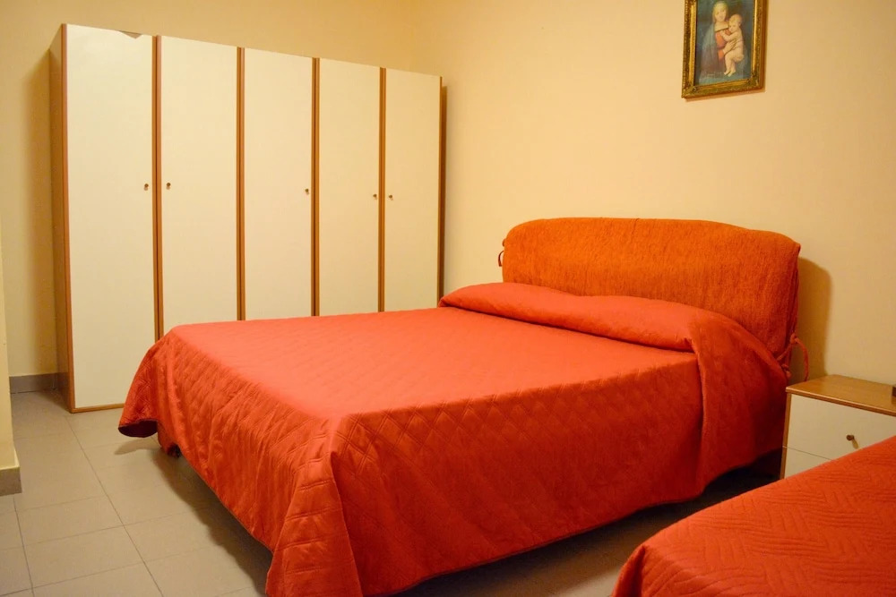 Apartment With one Bedroom in Reggio di Calabria, With Terrace and Wif