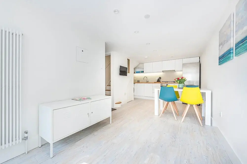 1 Bedroom House in West London