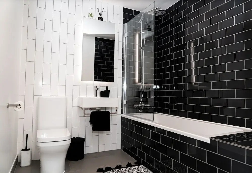 Royal Wharf - 1 Bed - Balcony - River & City View