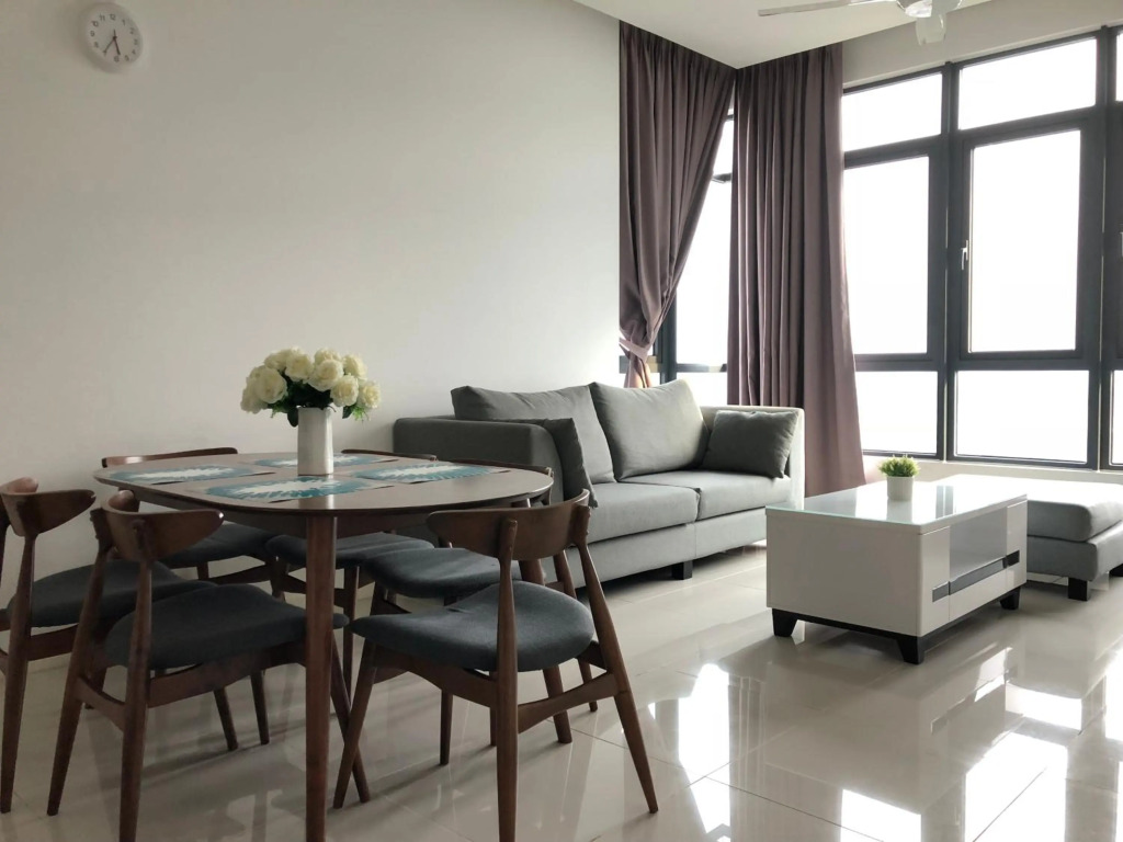 Tropicana Avenue Service Residence II