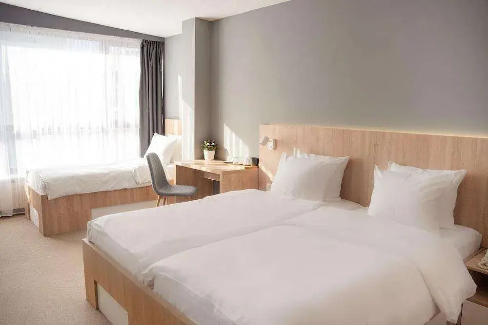 Olivia Rooms