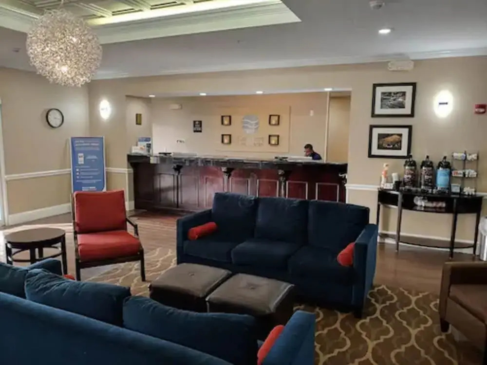 COMFORT INN and SUITES MARIANNA