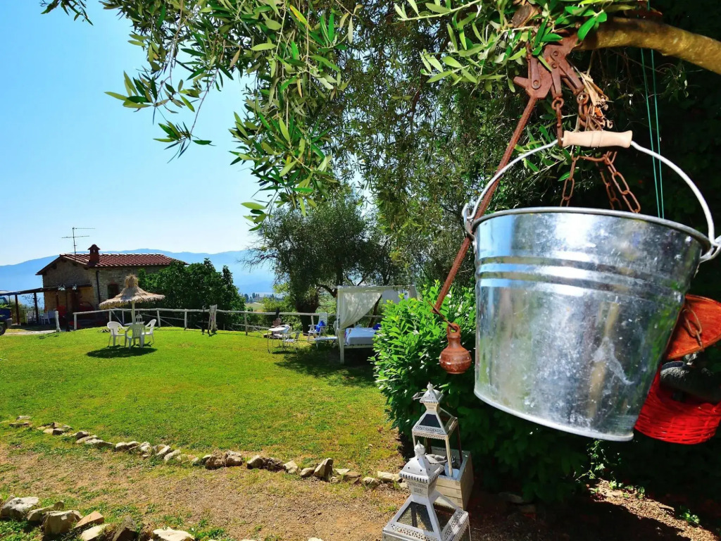 Apartment With Pool, Rignano