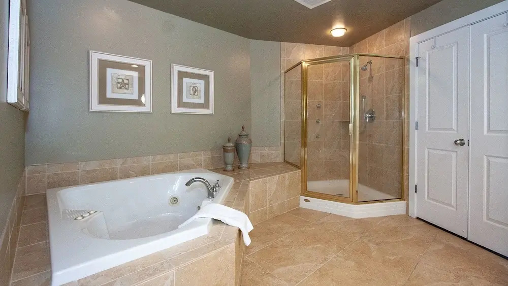 Condo With Magnificent Views - Unit Crc1007