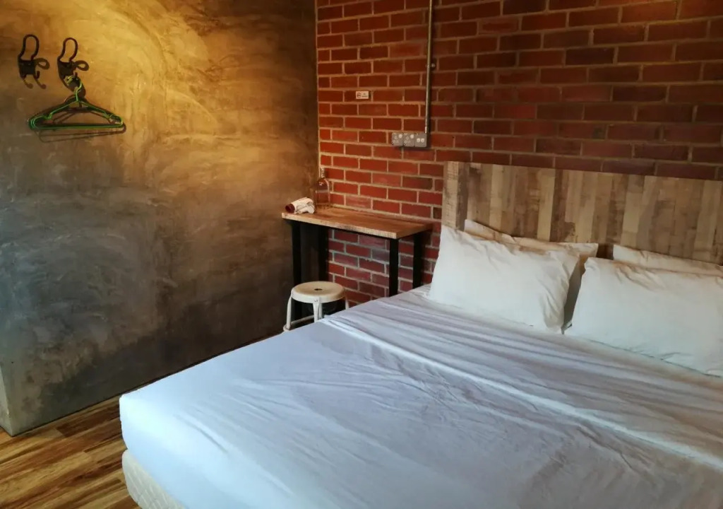 The Rise Room