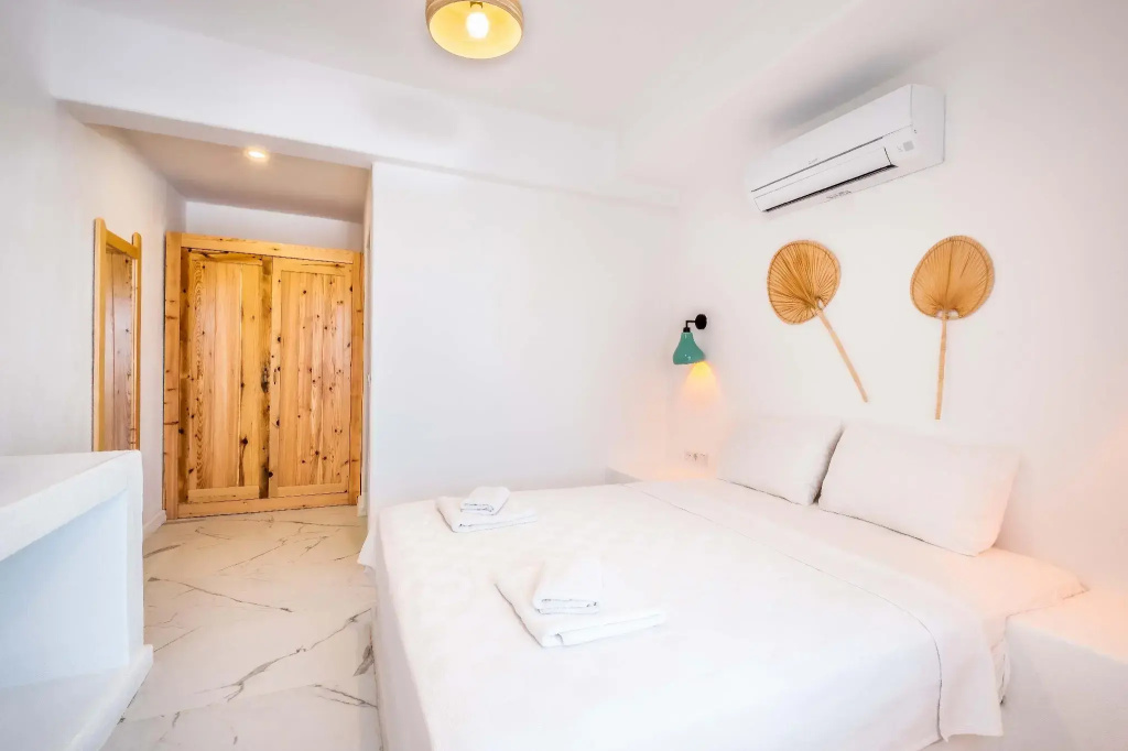 Payam Hotel