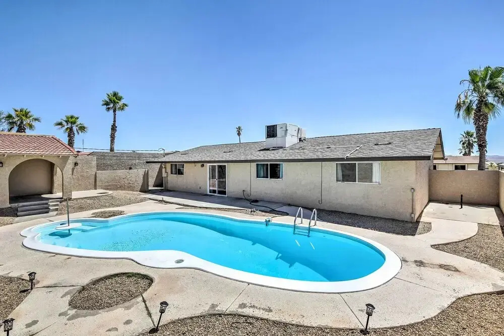 Lake Havasu Home w/ Pool, Near London Bridge!
