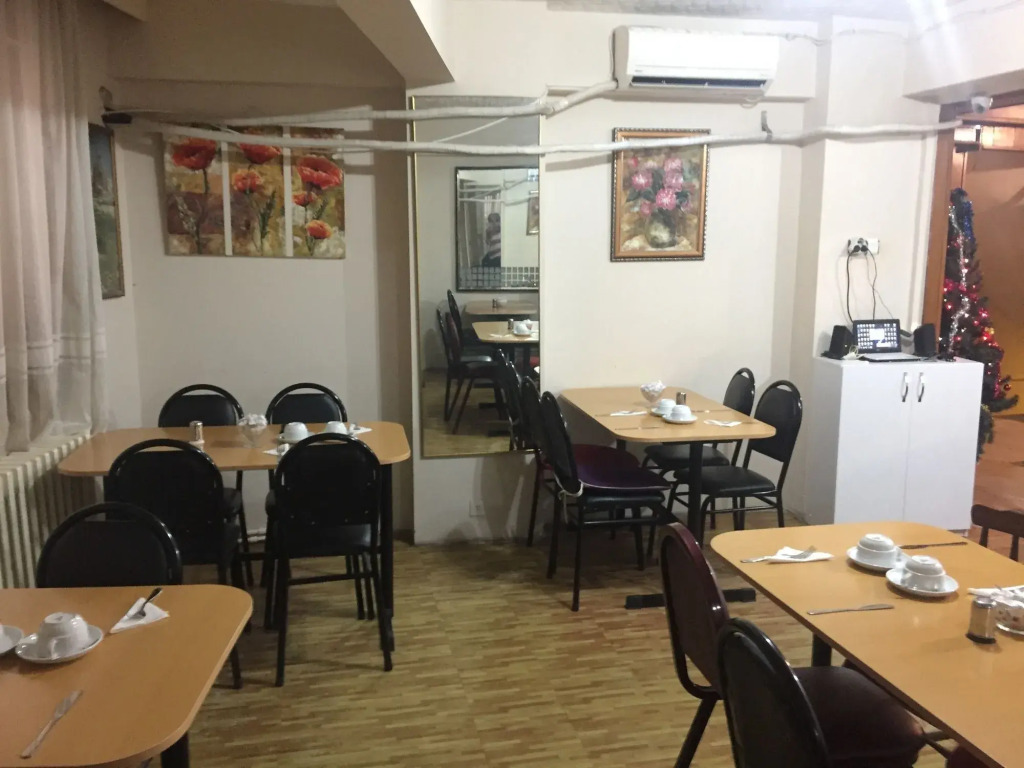 Paris Hotel