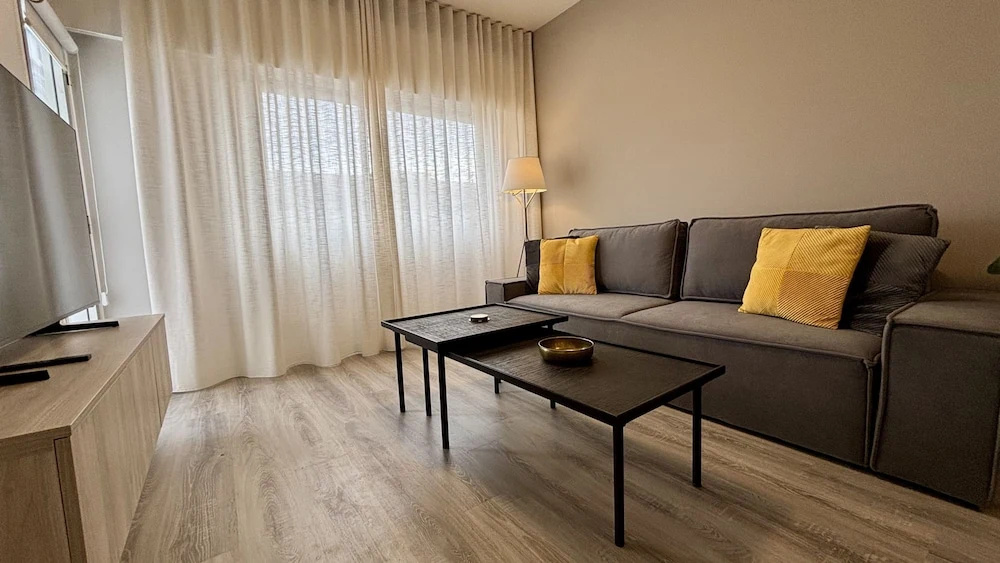 Seabreeze City Center Flat No 5