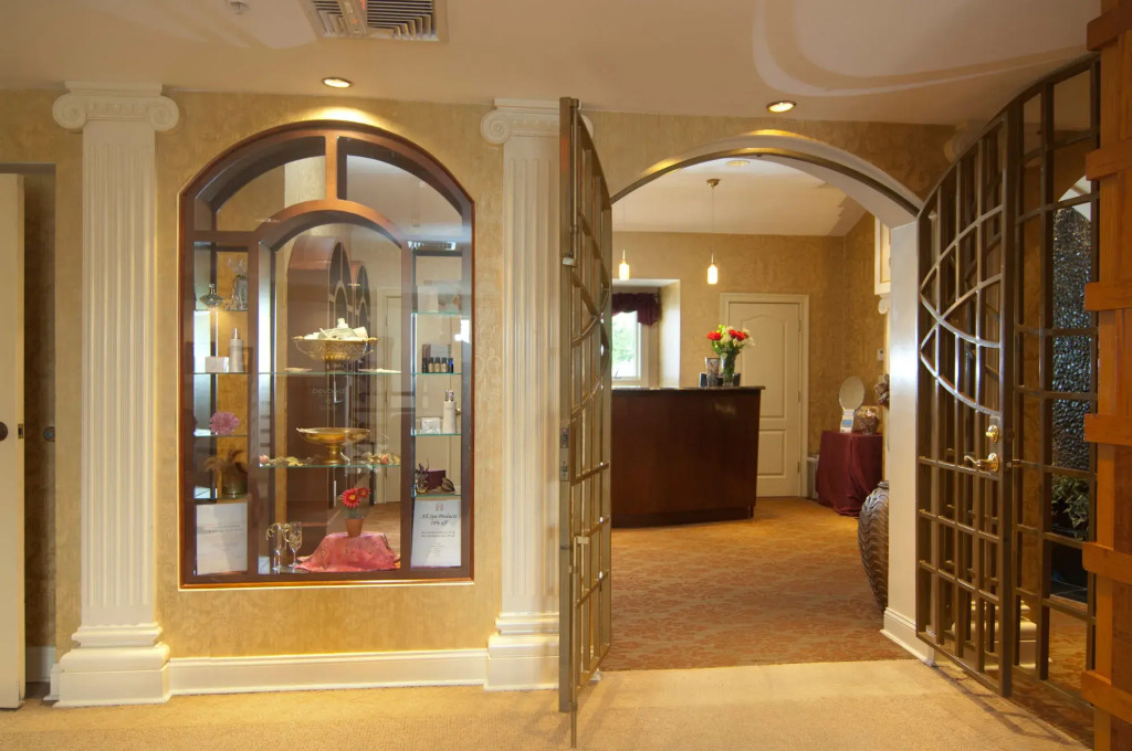 Waters Edge Resort & Spa