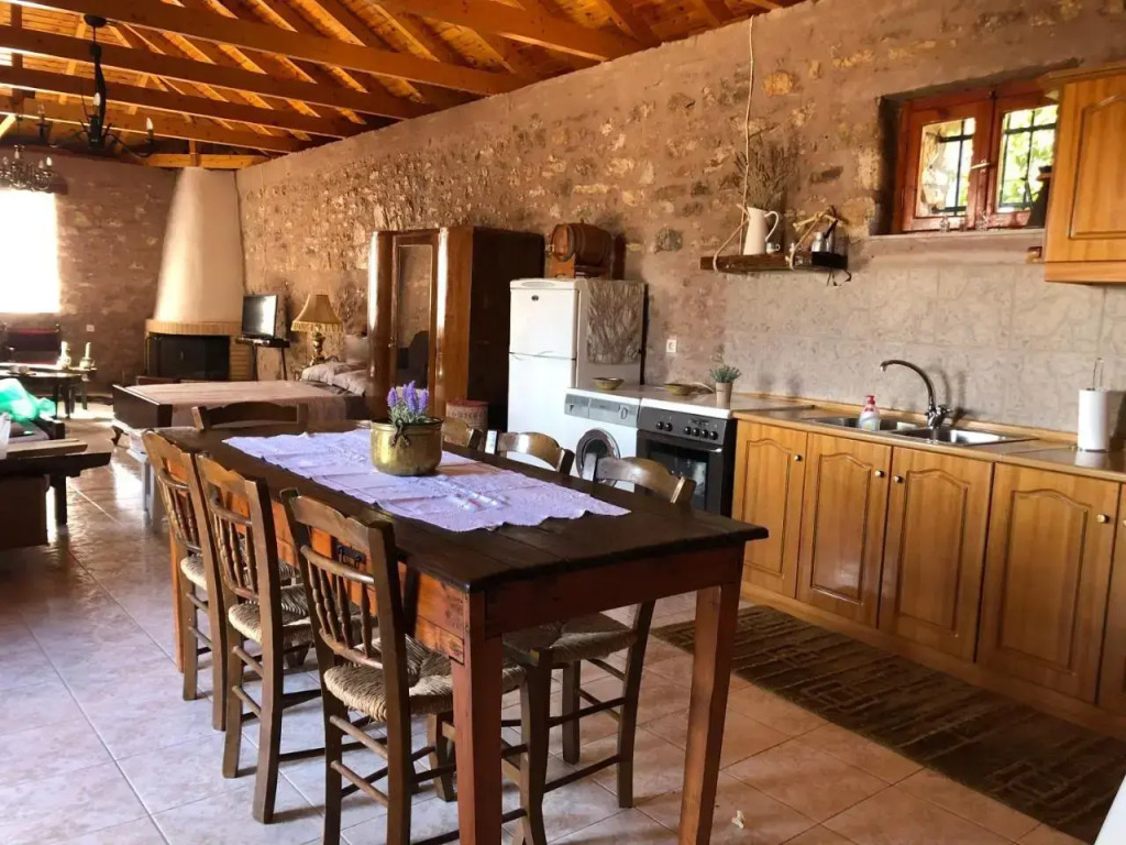 Nikitas chalet