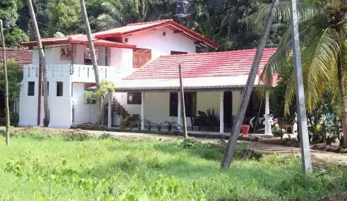 Sandaru Holiday Resort