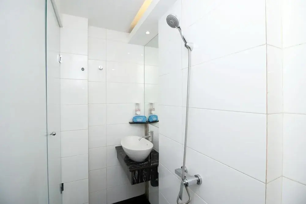 Airy Bandara Kualanamu 9 A39 Deli Serdang
