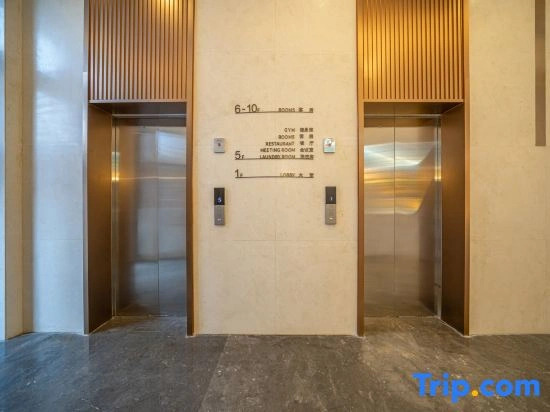 Licheng Langyu Hotel (Kashgar Administrative Service Center Xiao Yalang Wetland Park Branch)