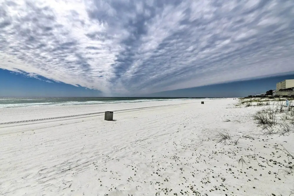 Breezy PCB Retreat w/ Direct Beach Access!