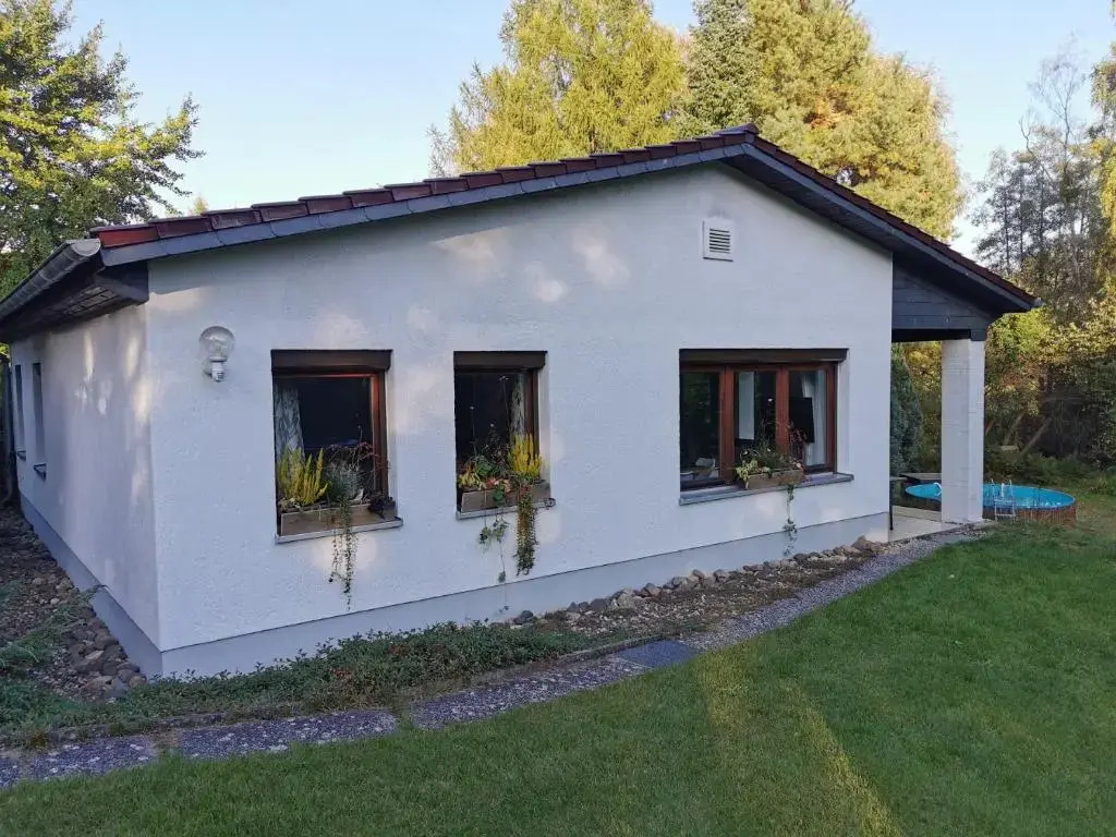 Wohlfühlhaus mit großem Garten in traumhafter Natur am Stadtrand