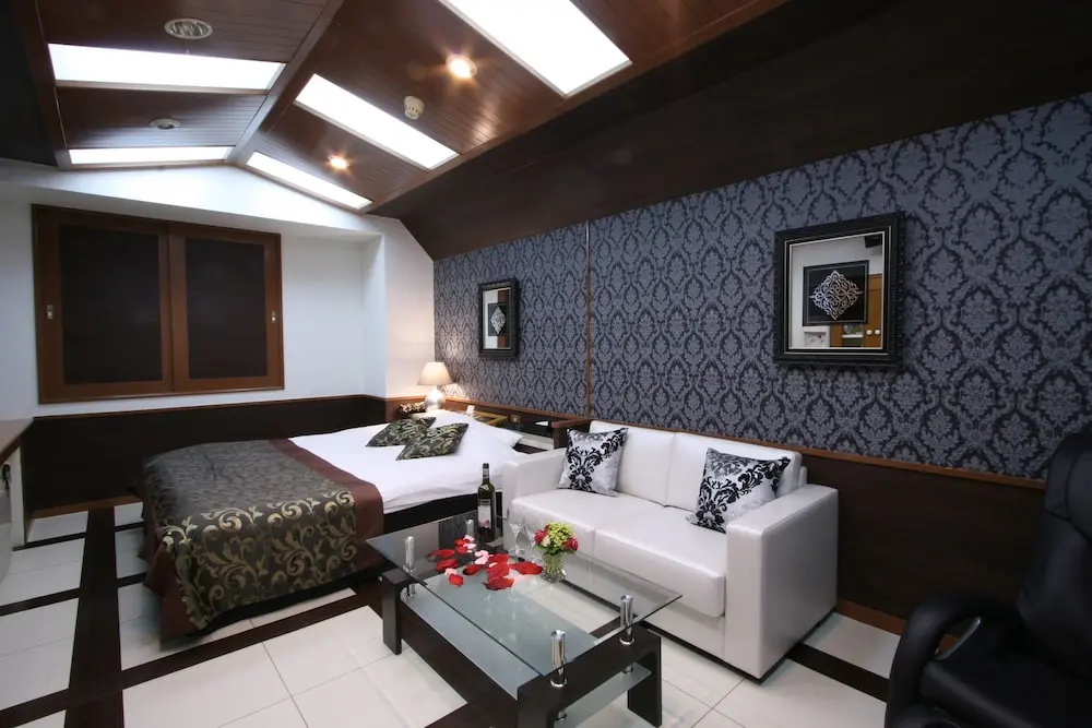 Restay Kokura