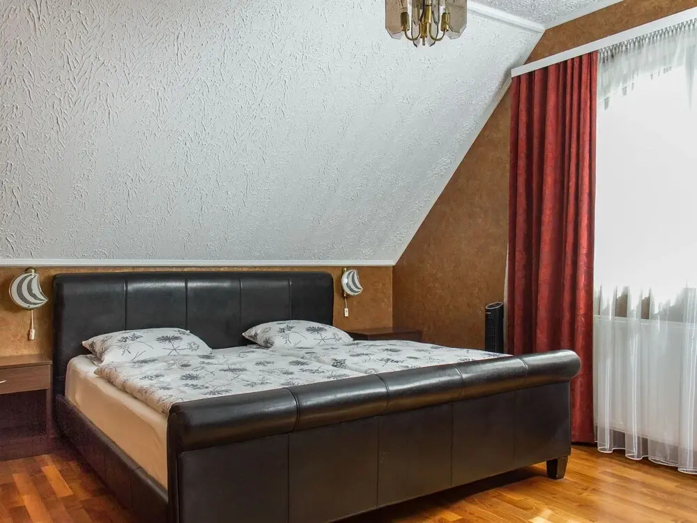 Villa Rosso Balatongy r k