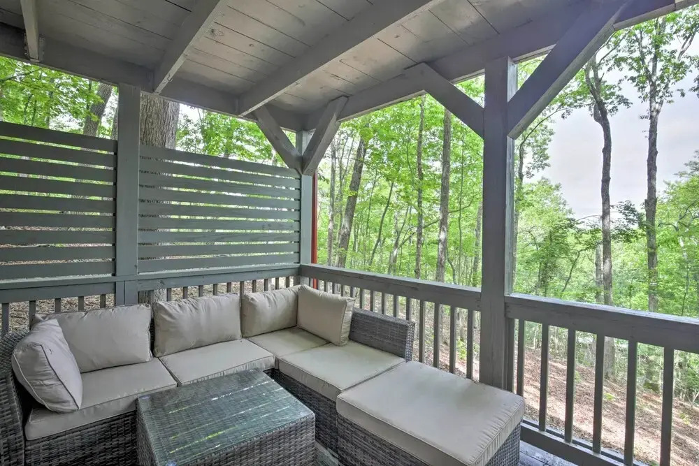 Serene Cabin Getaway w/ 2 Decks + Mountain Views!