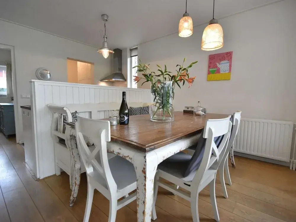 Bungalow in Kamperland near Water Sports
