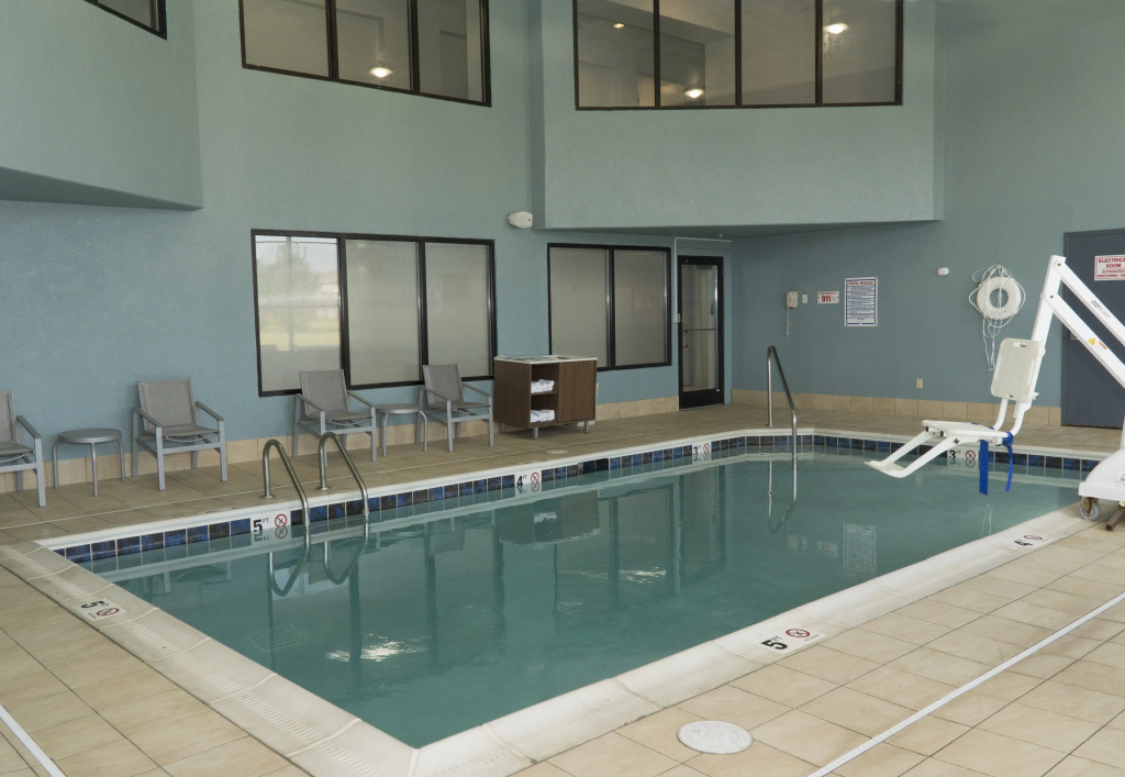 Holiday Inn Express Hotel & Suites Madison by IHG