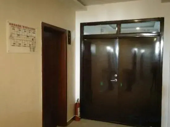 Xinrui Business Hotel