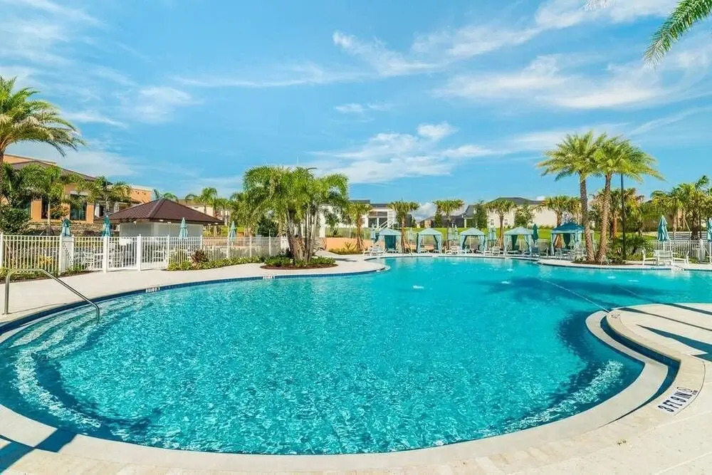 Stunning Villa With Themed Room's and Game Room, Right Across From the Club House #7sl9003