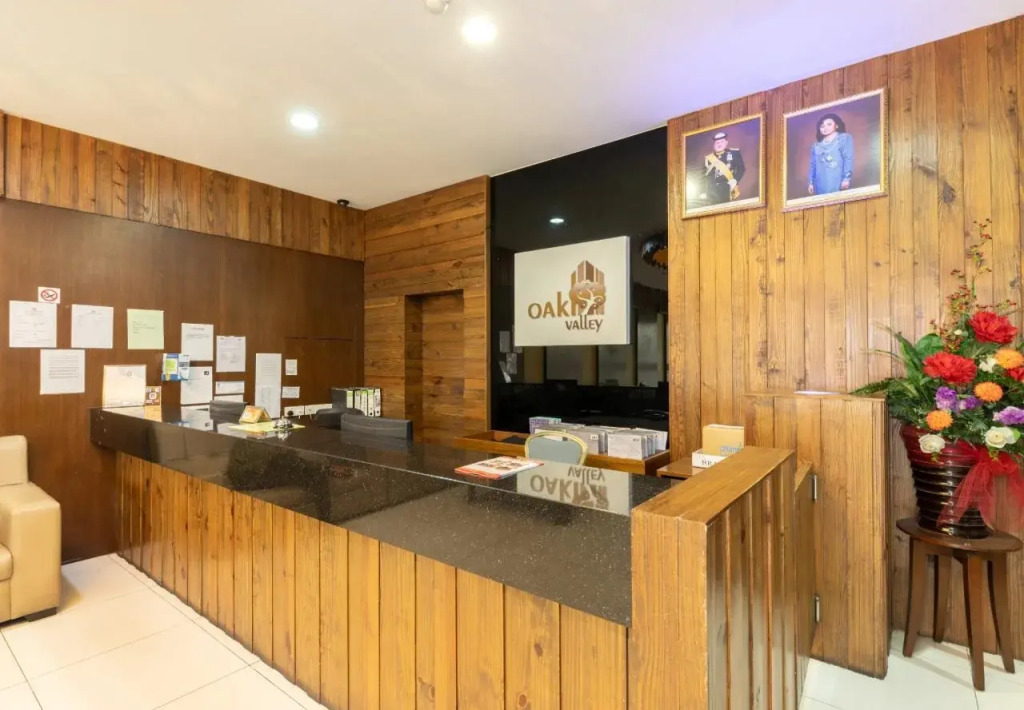 Oak Valley Hotel
