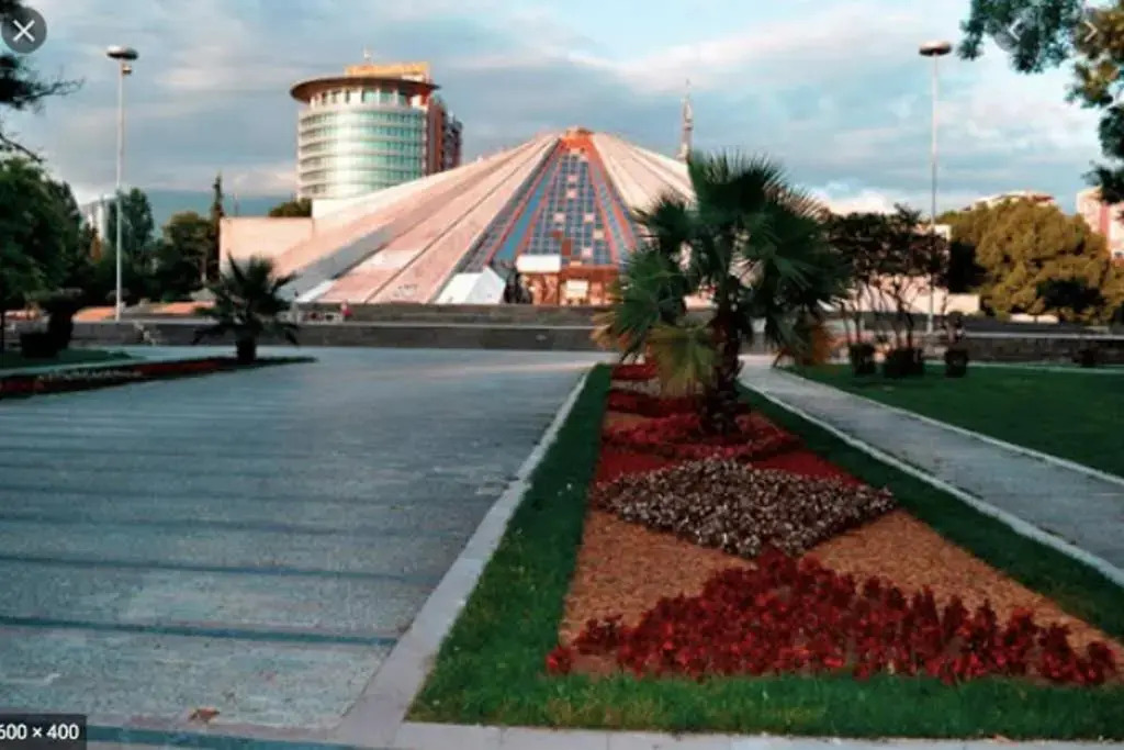 Tirana ave 1
