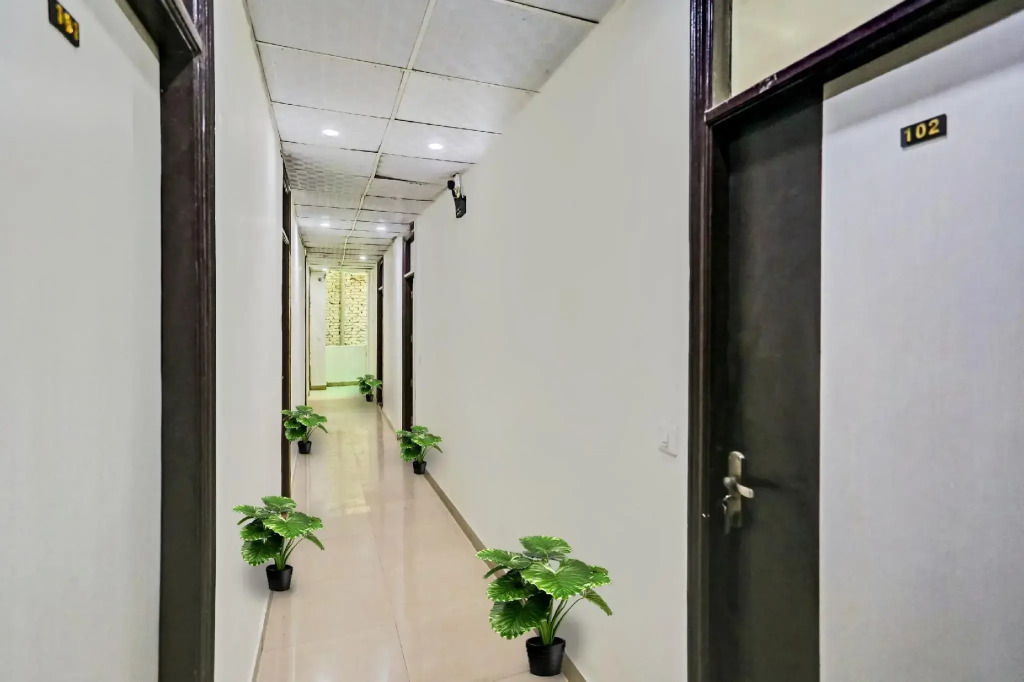 Collection O 700079 Vip Hotel