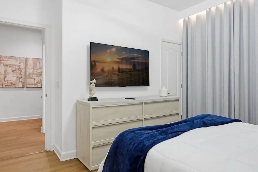 Stylish 4br, Private Pool, Themed Rooms, Sleeps 13