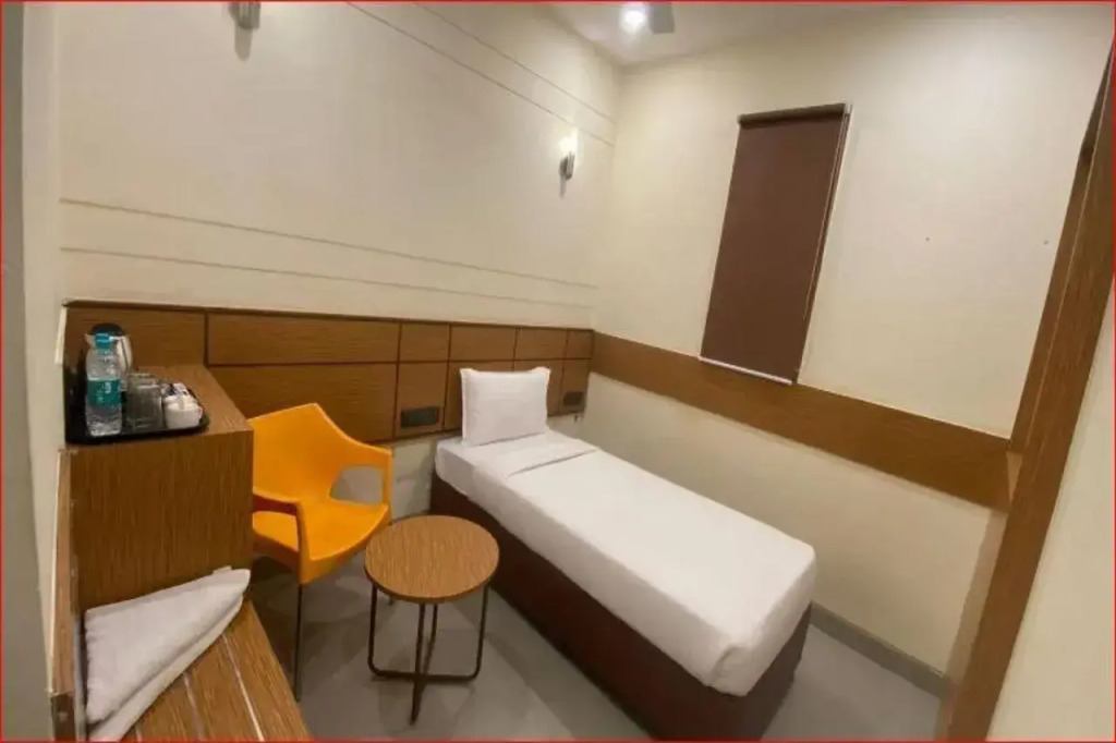 Max Hotels Prayagraj