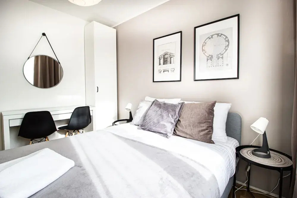 Saska Kepa Velvet Apartment