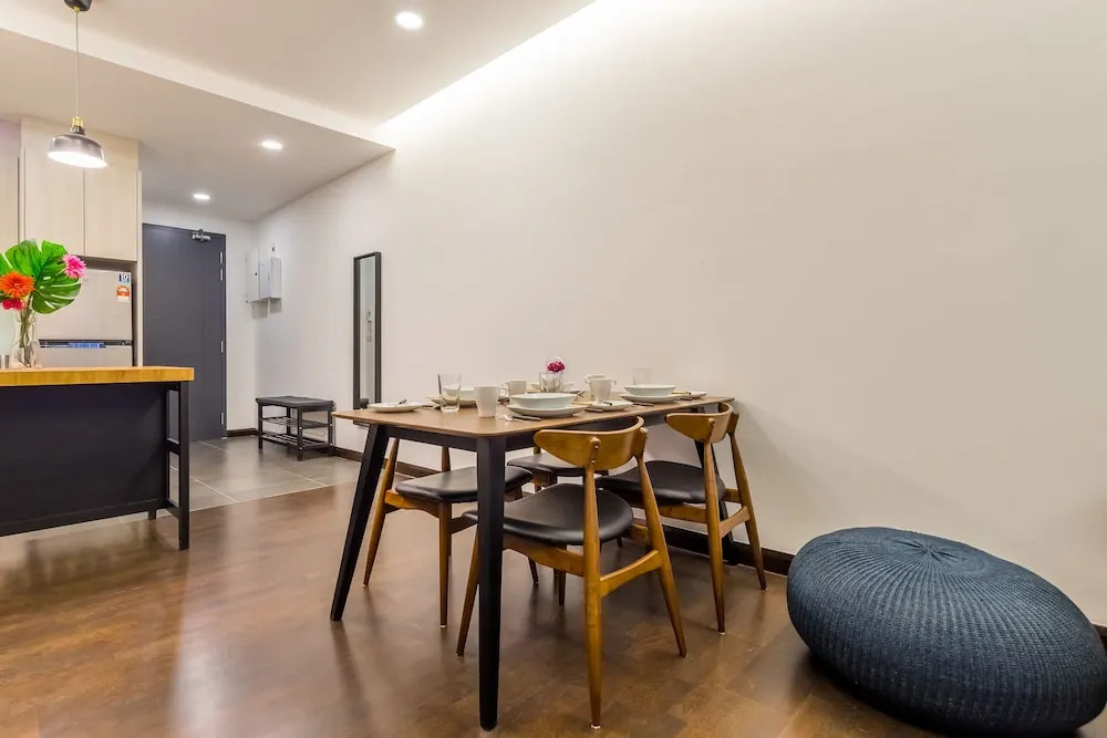 V Residence1 by Plush