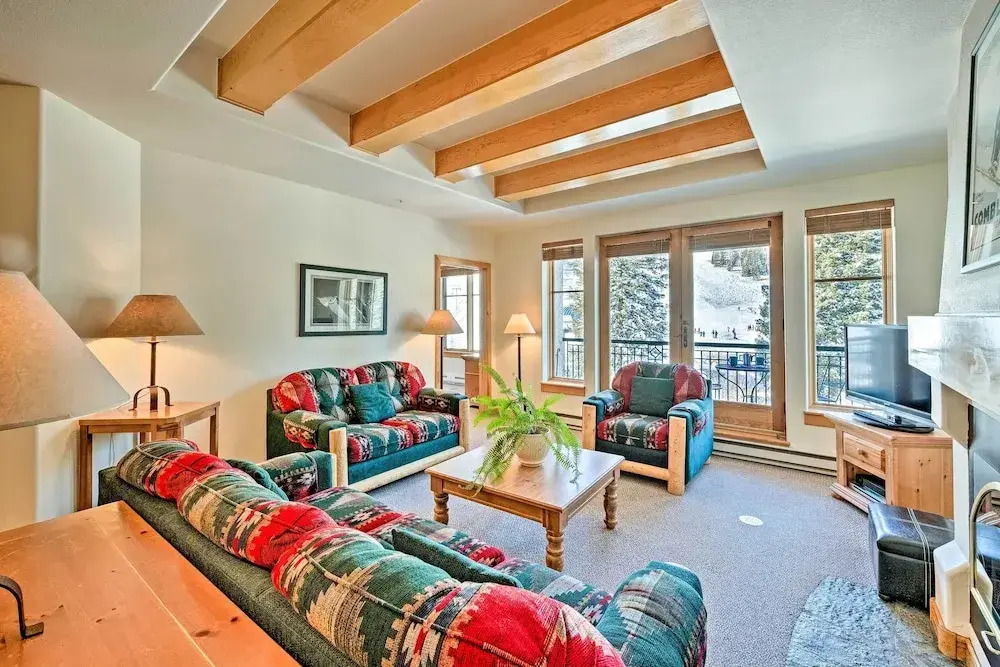 Solitude Creekside Condo-closest to Ski Lift!
