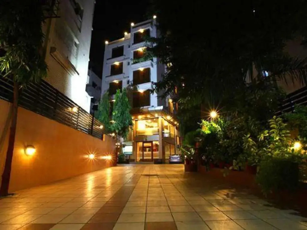 Hotel Accolade