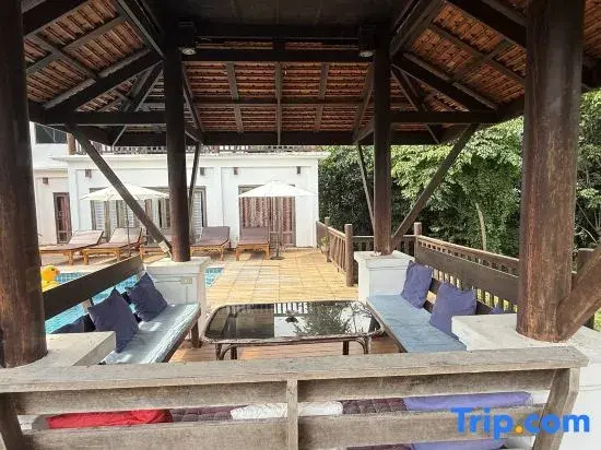 Spacious Thai Villa with Private Pool & Sea View