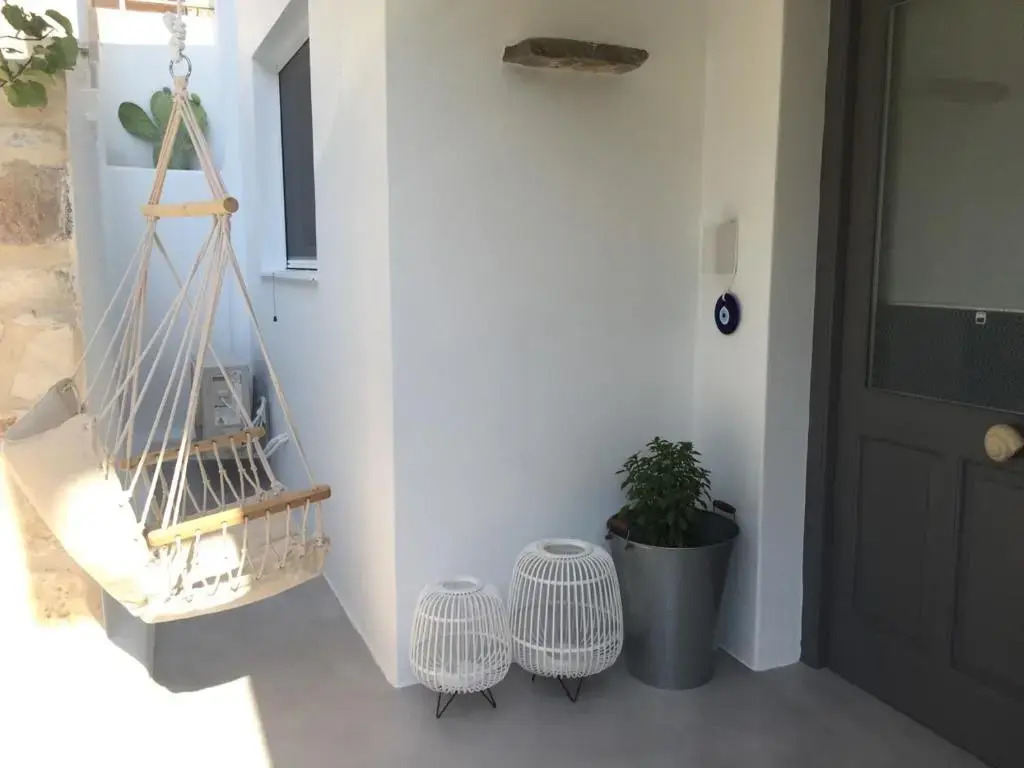Modern House near Parikia with 3 bedrooms & 2 bath