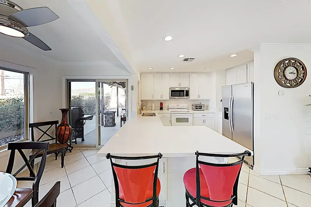 New Listing! Mountain-view W/ Private Pool 2 Bedroom Home