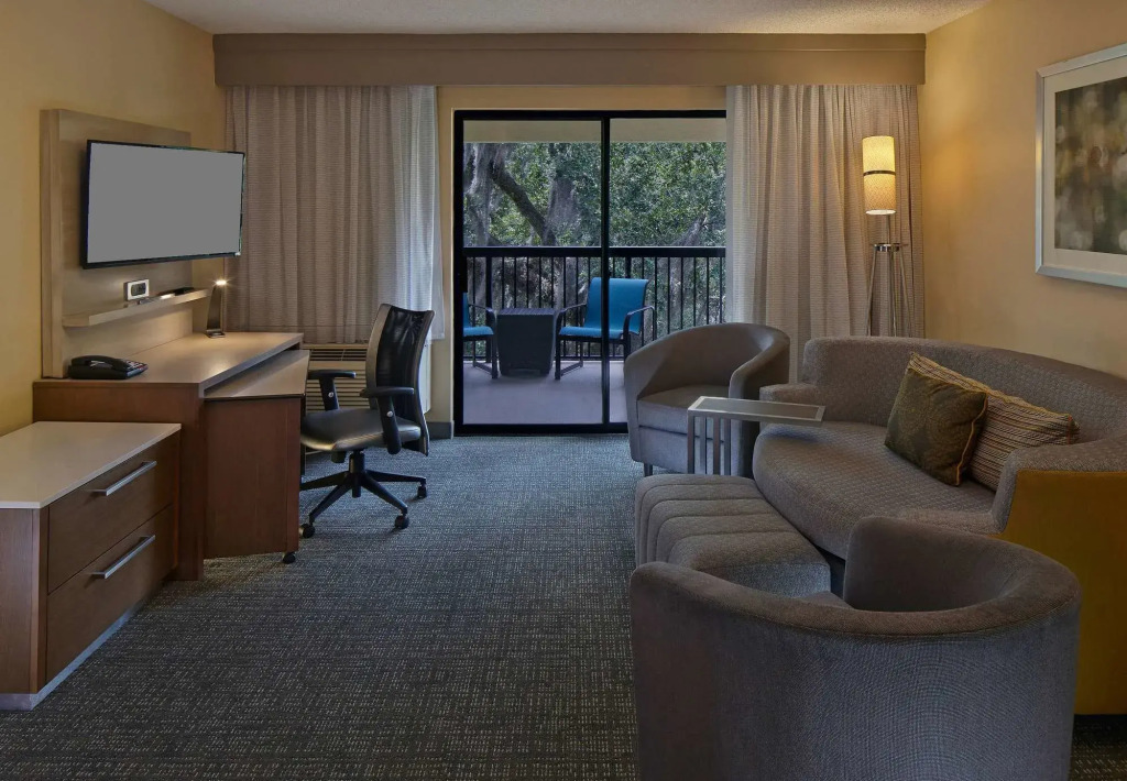 Courtyard by Marriott Orlando East/UCF Area