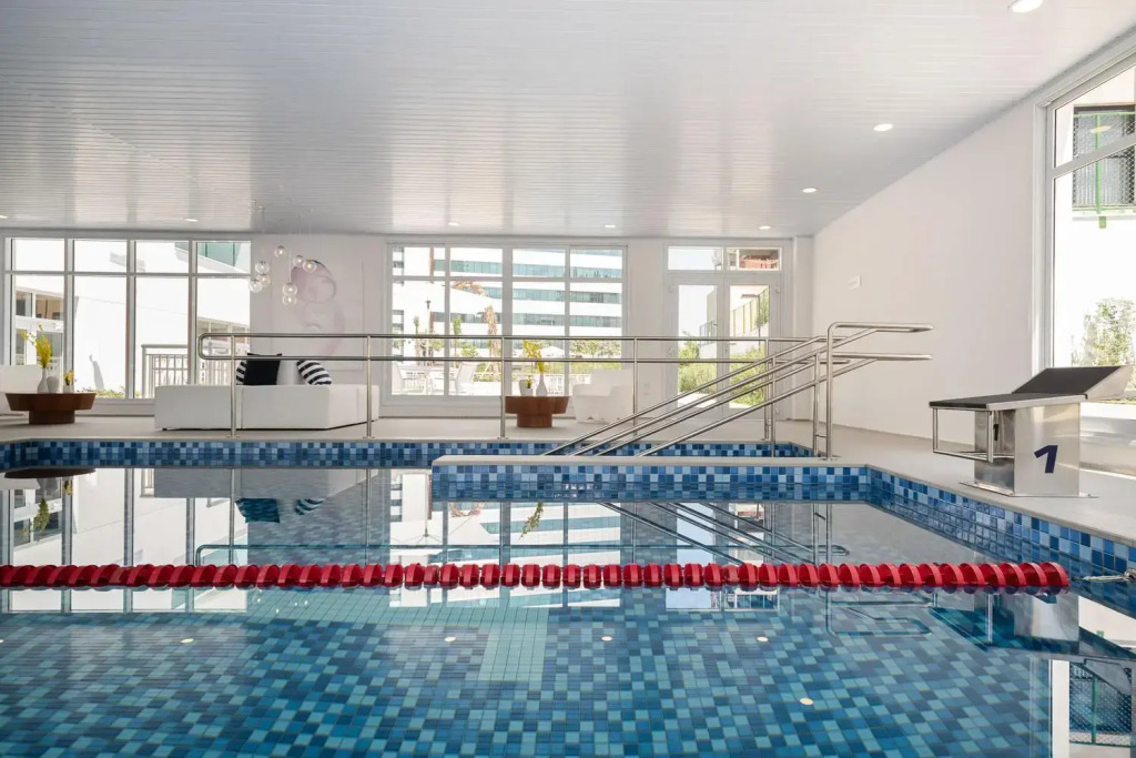 Edificio Summit Pinheiros Best Location in São Paulo Balcony with City Views Pool, Fitness Room and Parking Garage 3 minutes to Subway
