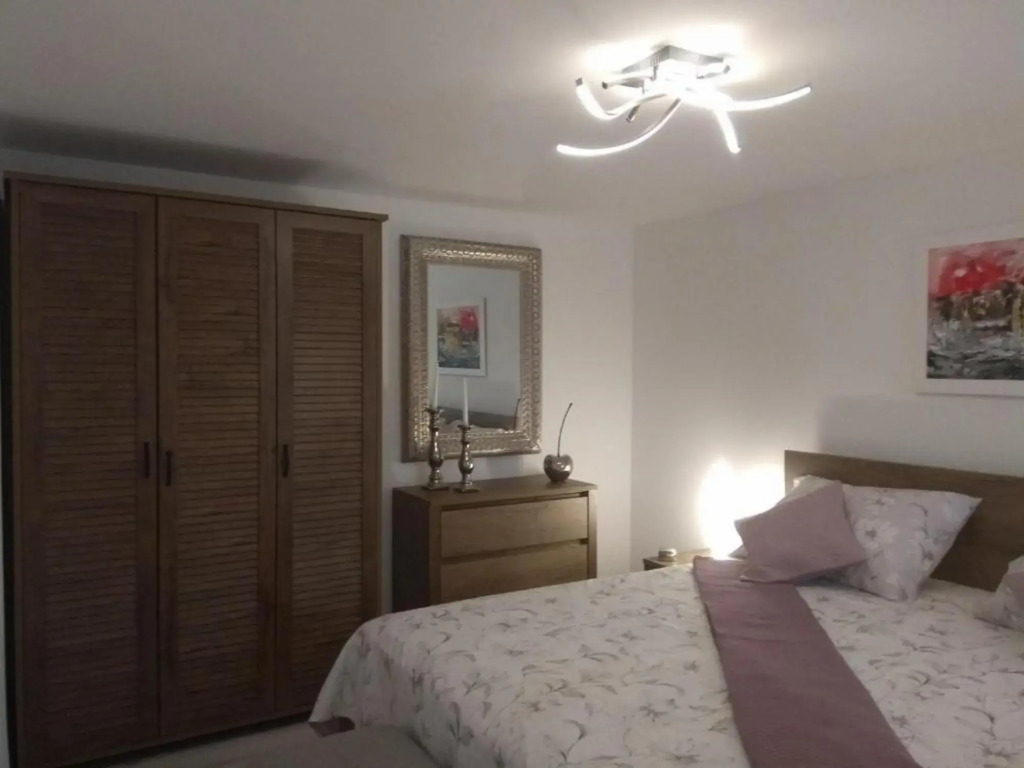 Apartment Lemar - parking and barbecue: A6 LIGHT Bol, Island Brac
