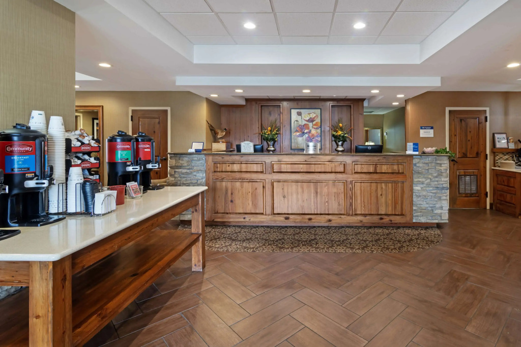 Best Western Colonial Inn
