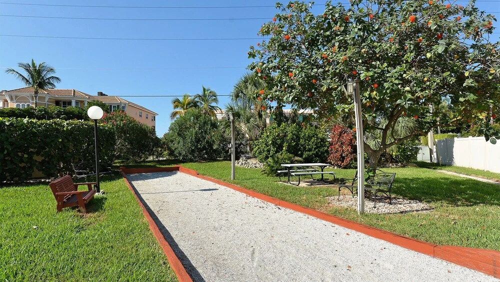 Runaway Bay 162 - 1542987
