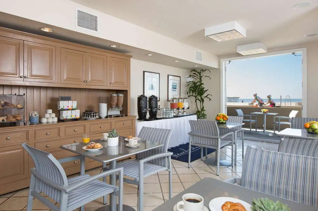 Beach House Hotel at Hermosa Beach