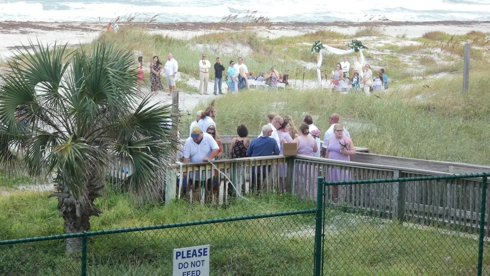 Cocoa Beach Ocean Landing Resort“ Ocean Front Apartment